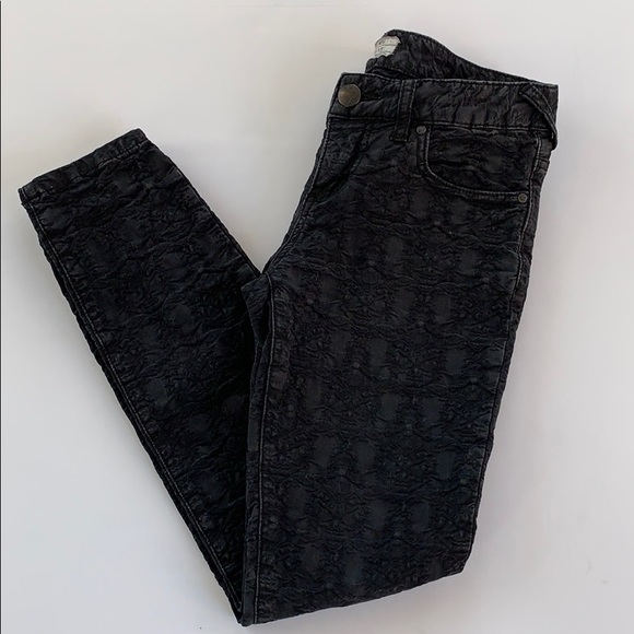 Free People Vintage Jacquard Black Skinny Jeans - Picture 6 of 6